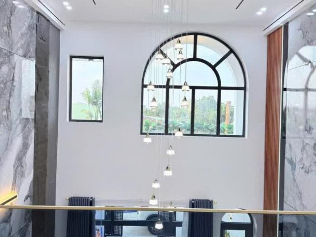Nhà mặt phố bán