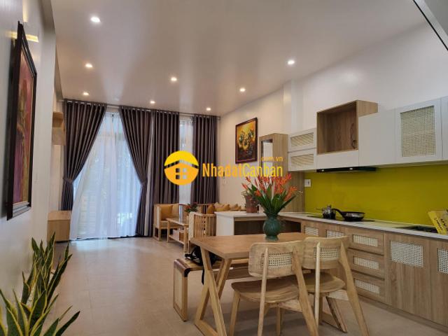 Nhà mặt phố bán