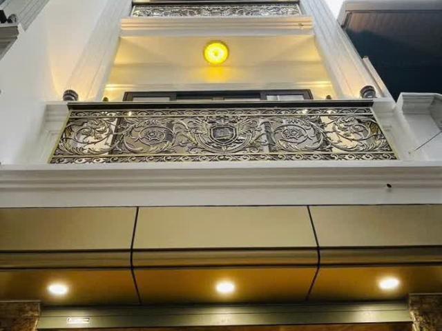 Nhà bán tại Hoàn Kiếm, Hà Nội