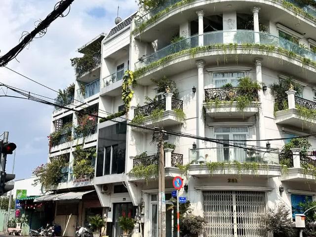 Nhà mặt phố bán tại Khuôn viên UBND Thành phố Hồ Chí Minh, Thành phố Hồ Chí Minh