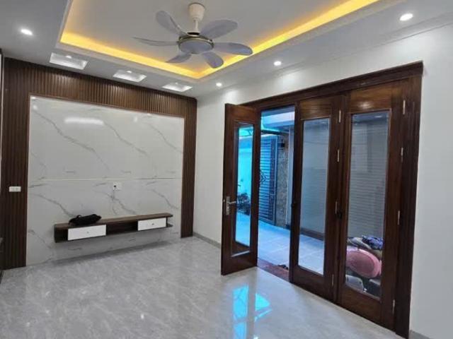 Nhà bán tại Hoàn Kiếm, Hà Nội