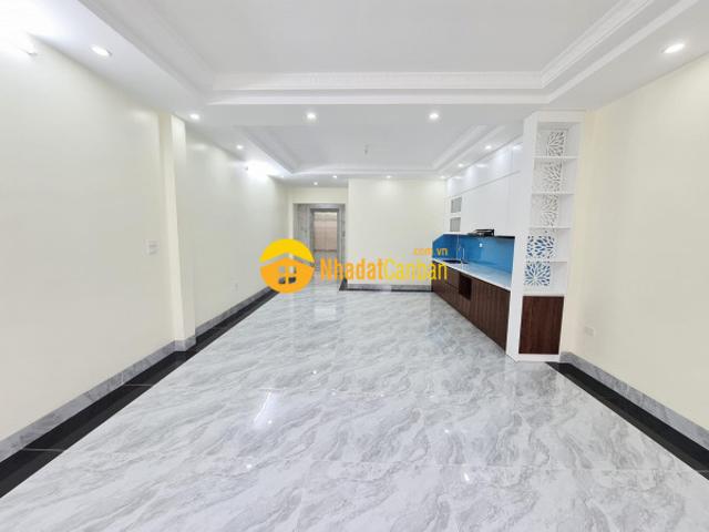 Nhà mặt phố bán