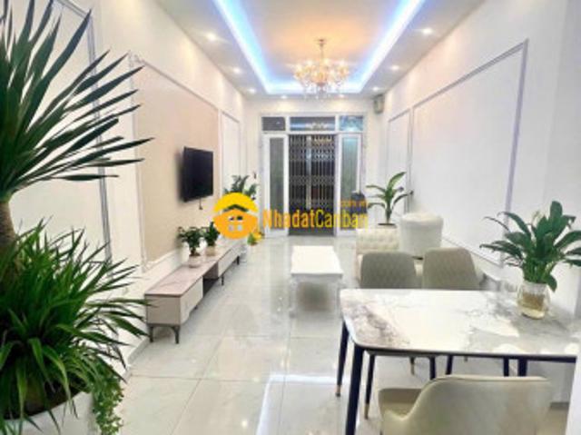 Nhà mặt phố bán