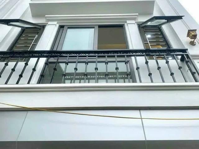 Nhà mặt phố bán tại Hoàn Kiếm, Hà Nội