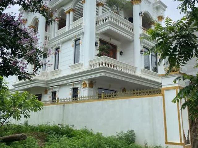 Nhà mặt phố bán