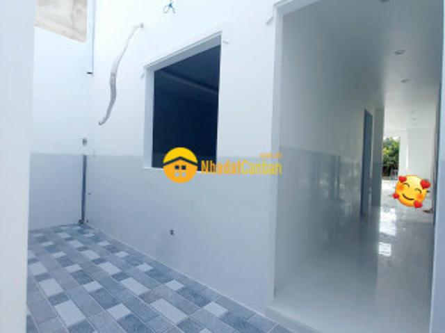 Nhà mặt phố bán