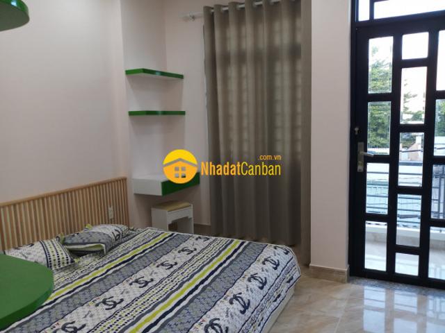 Nhà mặt phố bán