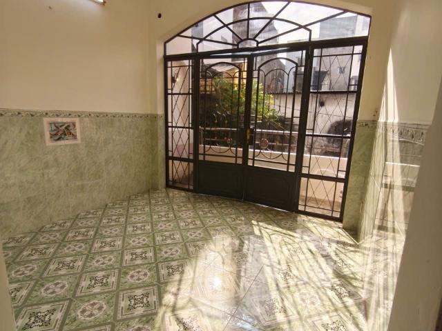 Nhà bán