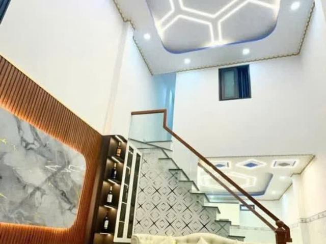 Nhà bán tại Khuôn viên UBND Thành phố Hồ Chí Minh, Thành phố Hồ Chí Minh
