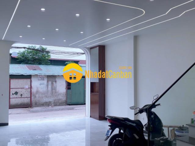 Nhà mặt phố bán