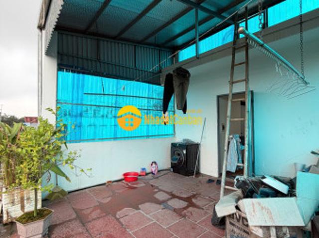 Nhà mặt phố bán