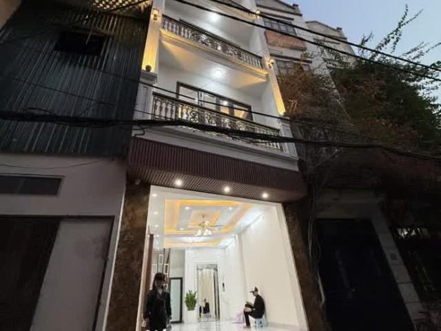 Nhà bán tại Hoàn Kiếm, Hà Nội