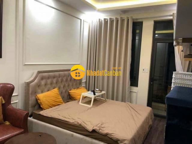 Nhà mặt phố bán