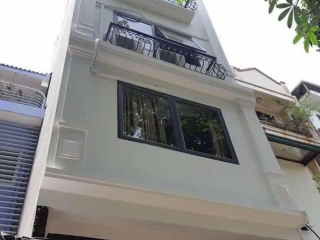 Nhà mặt phố bán tại Hoàn Kiếm, Hà Nội