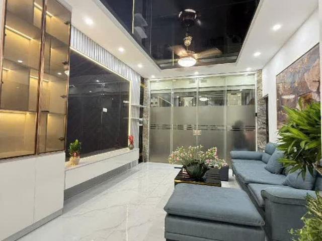 Nhà bán tại Hoàn Kiếm, Hà Nội