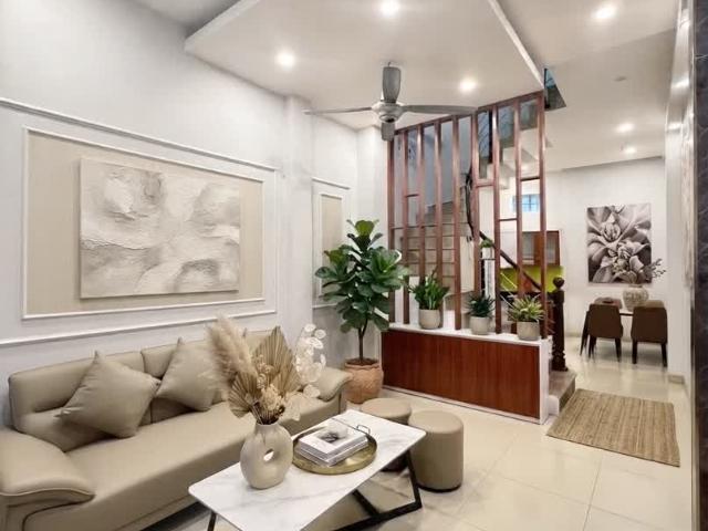 Nhà bán tại Hoàn Kiếm, Hà Nội