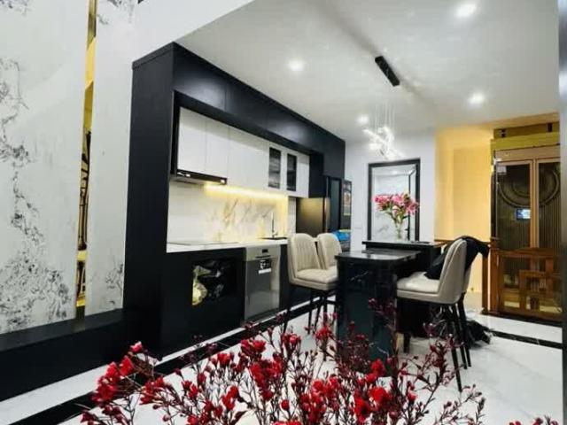 Nhà bán tại Hoàn Kiếm, Hà Nội