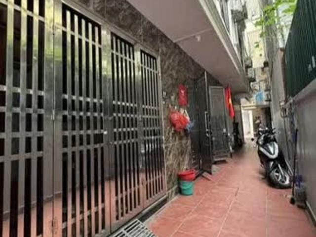 Nhà bán tại Hoàn Kiếm, Hà Nội