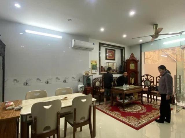 Nhà bán tại Hoàn Kiếm, Hà Nội
