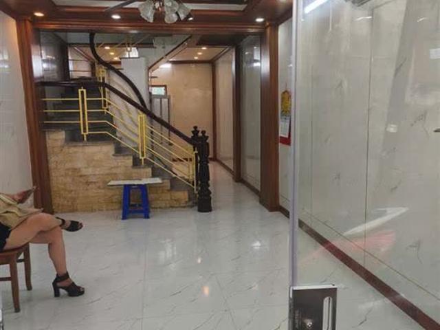 Nhà bán tại Hoàn Kiếm, Hà Nội