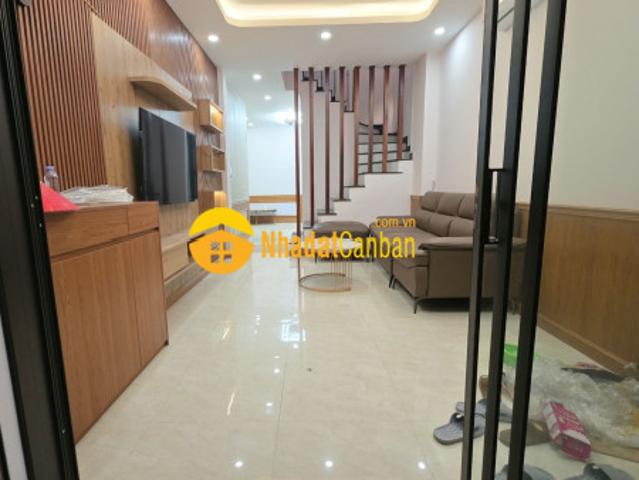 Nhà mặt phố bán