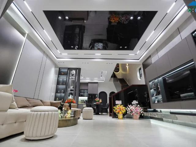 Nhà bán tại Hoàn Kiếm, Hà Nội