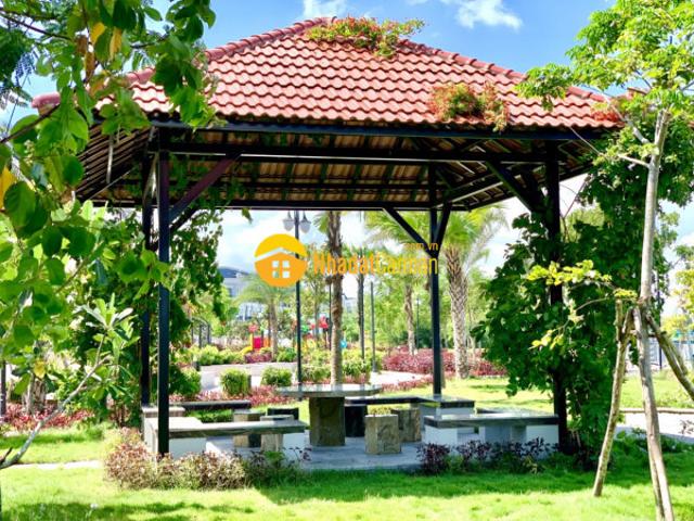 Nhà mặt phố bán