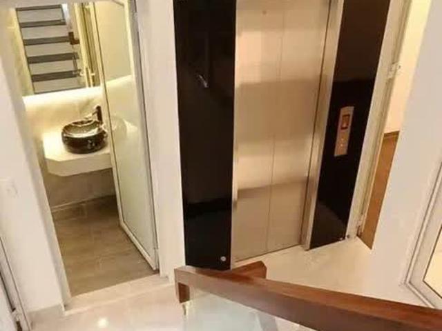 Nhà mặt phố bán tại Hoàn Kiếm, Hà Nội