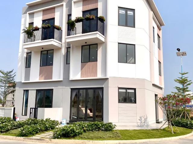 Nhà mặt phố bán tại Gia Lai