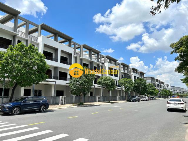 Nhà mặt phố bán