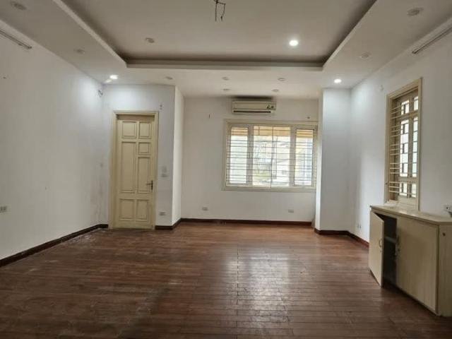 Nhà mặt phố bán tại Hoàn Kiếm, Hà Nội