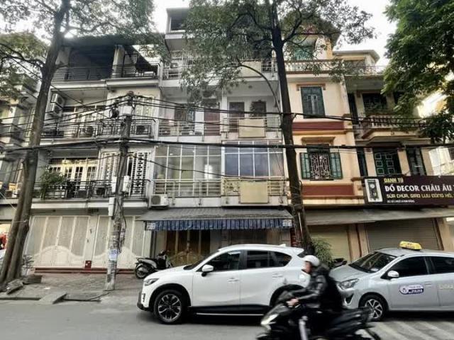 Nhà mặt phố bán tại Hoàn Kiếm, Hà Nội
