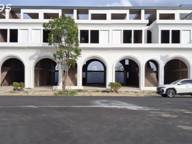 Nhà mặt phố bán tại Gia Lai