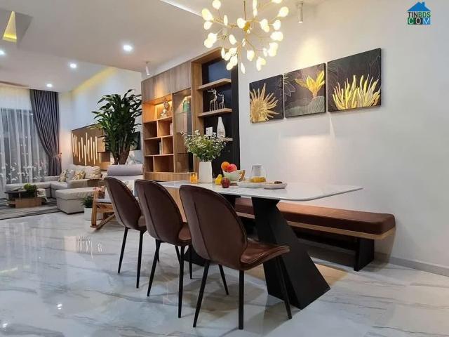 Nhà mặt phố bán