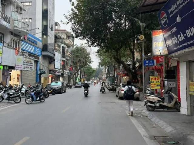 Nhà bán tại Hoàn Kiếm, Hà Nội