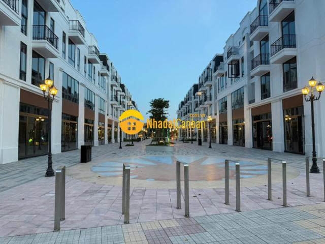 Nhà mặt phố bán