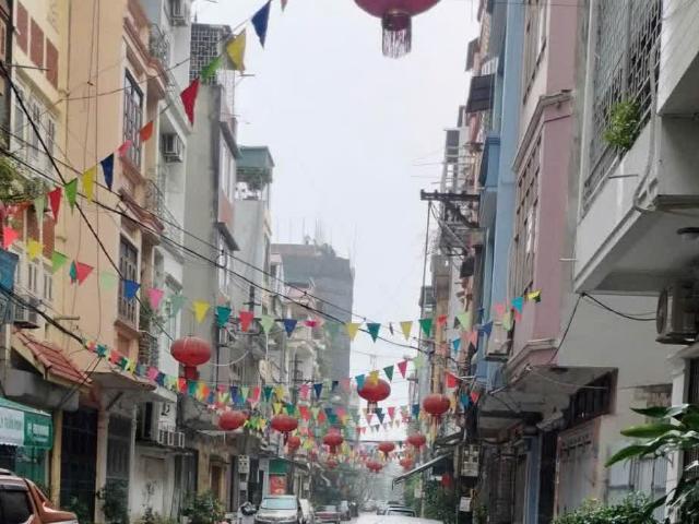 Nhà mặt phố bán tại Hoàn Kiếm, Hà Nội