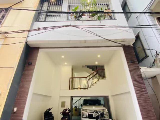 Nhà bán tại Hoàn Kiếm, Hà Nội