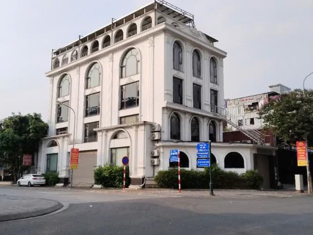Nhà mặt phố bán tại Hoàn Kiếm, Hà Nội