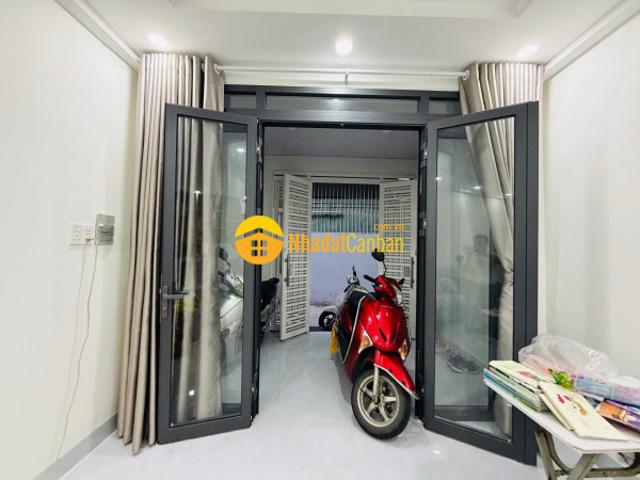 Nhà mặt phố bán