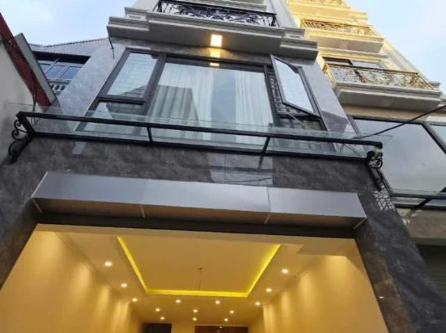 Nhà bán tại Hoàn Kiếm, Hà Nội