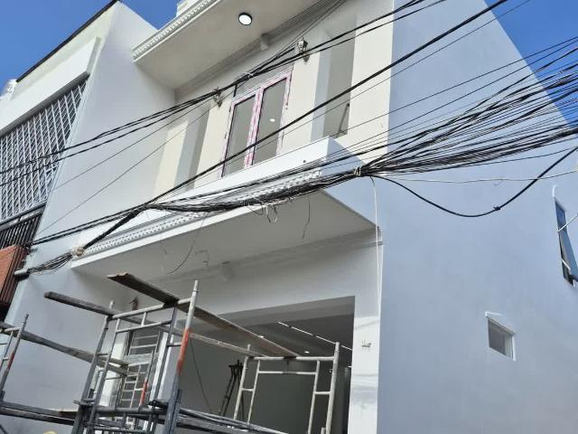 Nhà mặt phố bán
