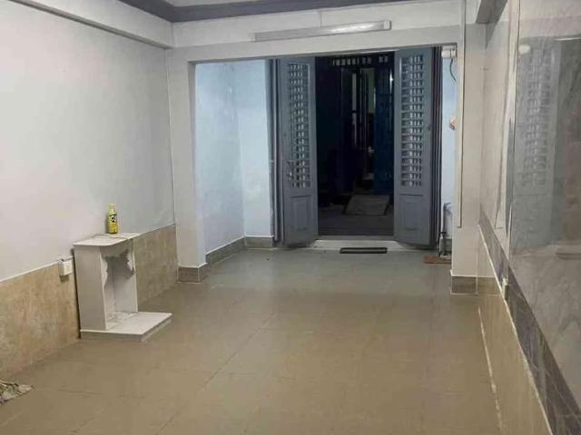 Nhà bán tại Khuôn viên UBND Thành phố Hồ Chí Minh, Thành phố Hồ Chí Minh