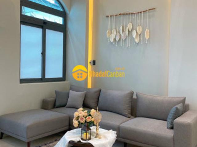 Nhà mặt phố bán