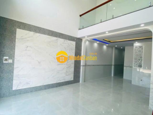 Nhà mặt phố bán