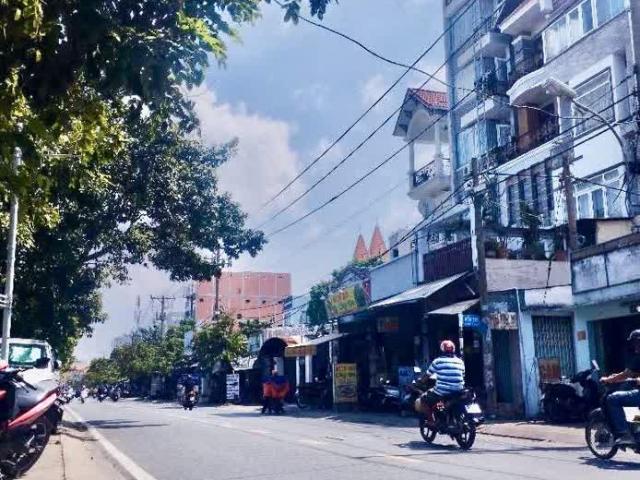 Nhà bán tại Khuôn viên UBND Thành phố Hồ Chí Minh, Thành phố Hồ Chí Minh