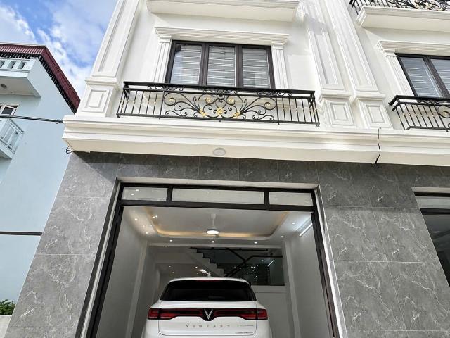Nhà mặt phố bán