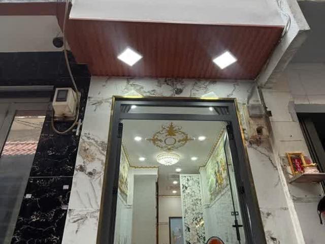 Nhà bán tại Khuôn viên UBND Thành phố Hồ Chí Minh, Thành phố Hồ Chí Minh