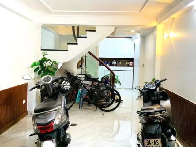 Nhà bán tại Hoàn Kiếm, Hà Nội