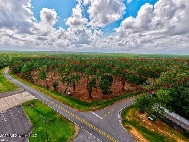 Land for sale in Saucier, Mississippi